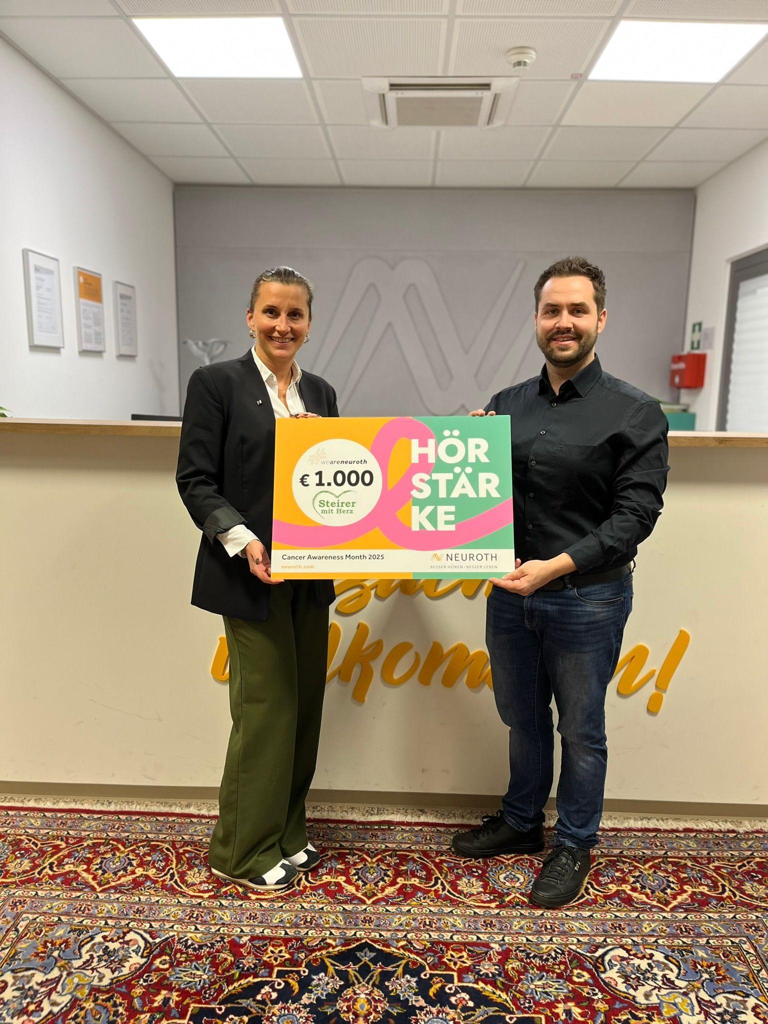 Cancer Awareness Month Spendenscheck Verein Steirer mit Herz
